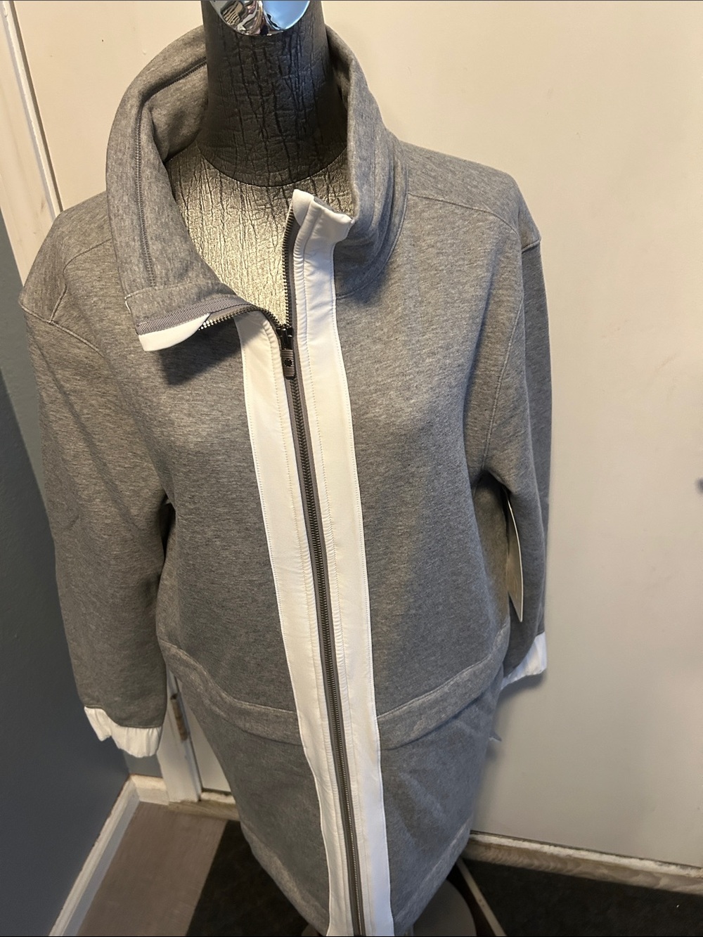 lululemon athletica Gray Zip-Front Sweatshirt with White Trim